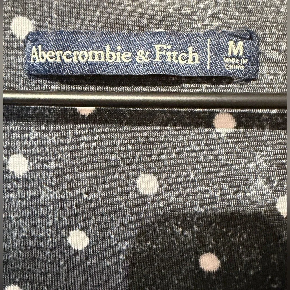 Abercrombie & Fitch Black Velvet Polka Dot Soft Stretch Top Scoop Neck — Size M - Picture 9 of 9